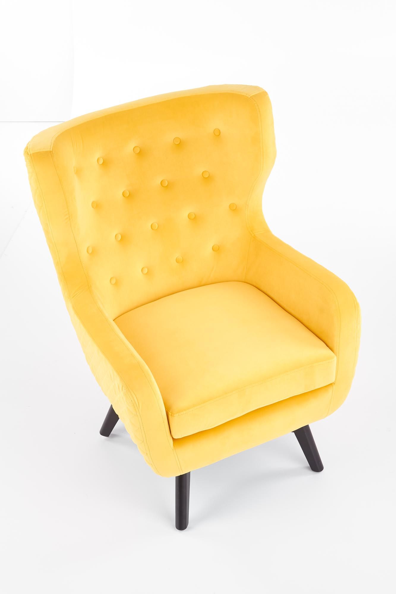 Горчичное кресло. Кресло Риль Velvet Mustard. Кресло икеа горчичное. Кресло горчичного цвета с высокой спинкой. Стул кресло горчичного цвета.