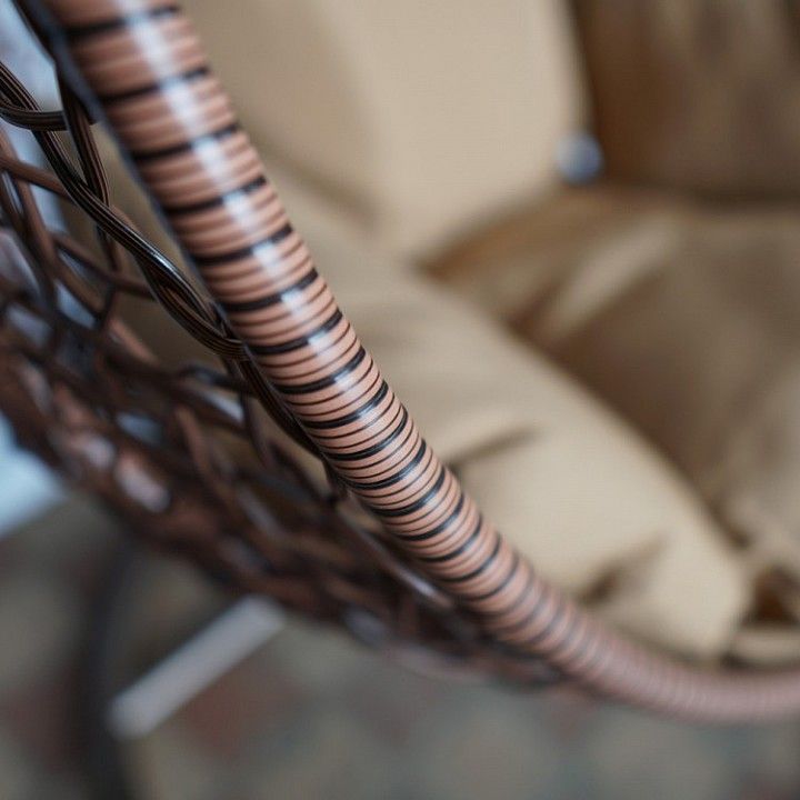 кресло-качели цвет ротанга - цвет подушки коричневый